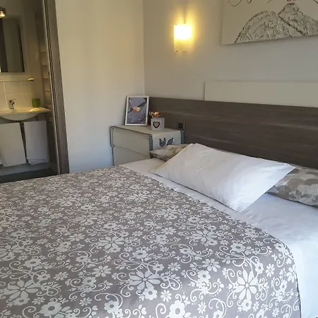 Carolina Napoli-vomero Nápoles