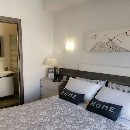 Couette-café Carolina Napoli-vomero